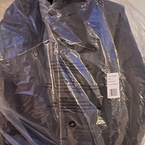 Women’s Classic Black Puffer Jacket